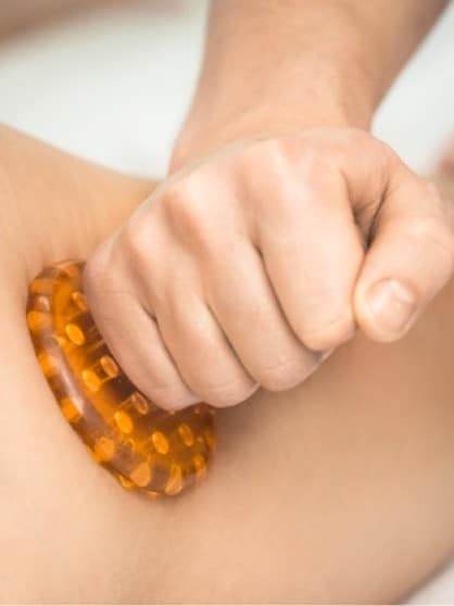 anti-cellulite leg massage with cups